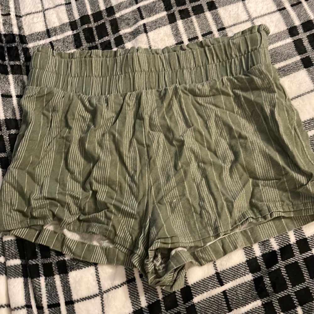 Forever 21 green and white striped high waisted shorts size large